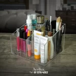 Caja de acrílico para cosméticos de 4 compartimentos